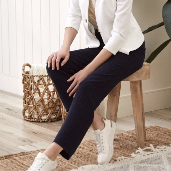 NWT Laura Pinstripe Pull On Pant - Picture 3 of 5